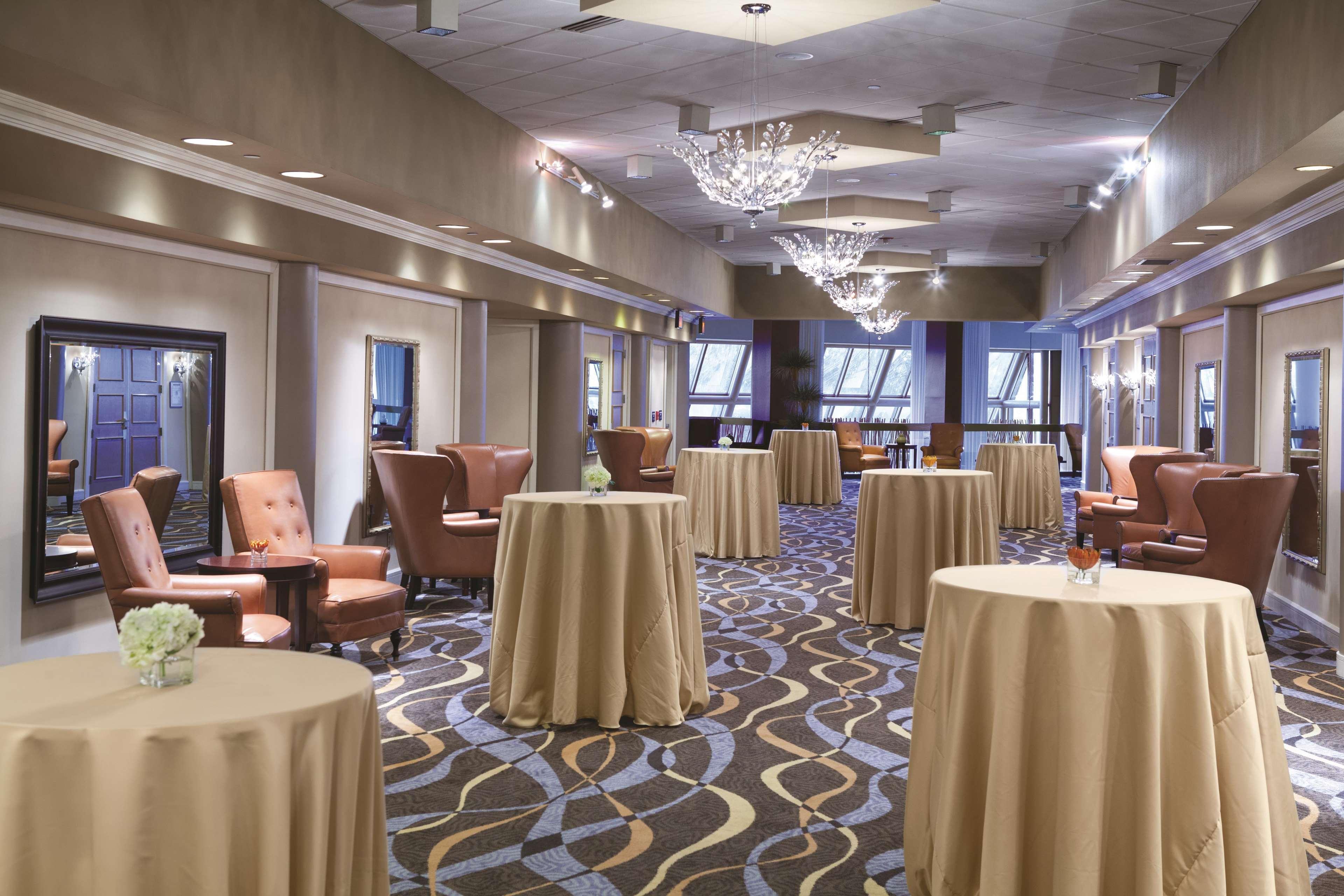 Hotel Doubletree By Hilton Downtown Orlando
