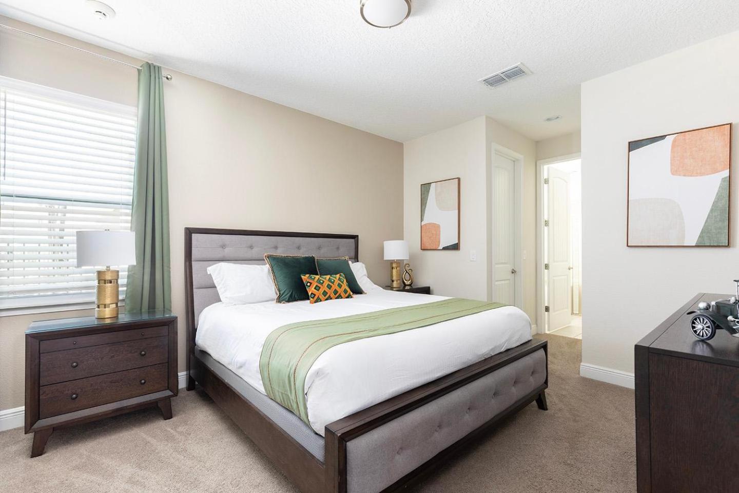 Holiday home Sunny 8 Bdrm With Themed In Encore Orlando