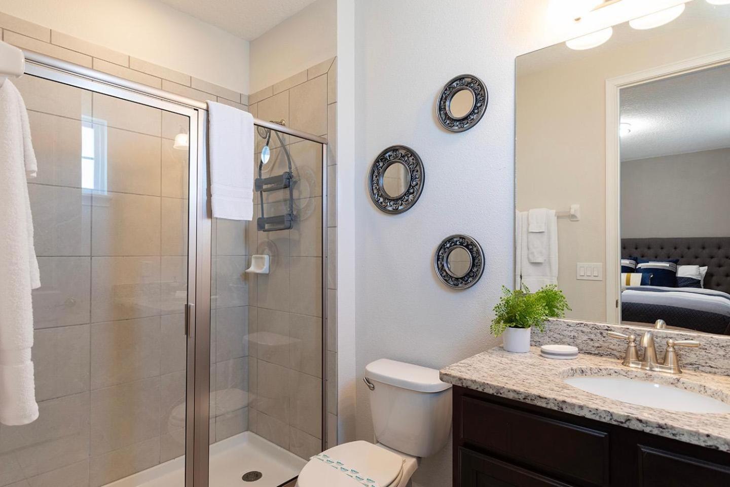 Sunny 8 Bdrm With Themed In Encore Holiday home *
