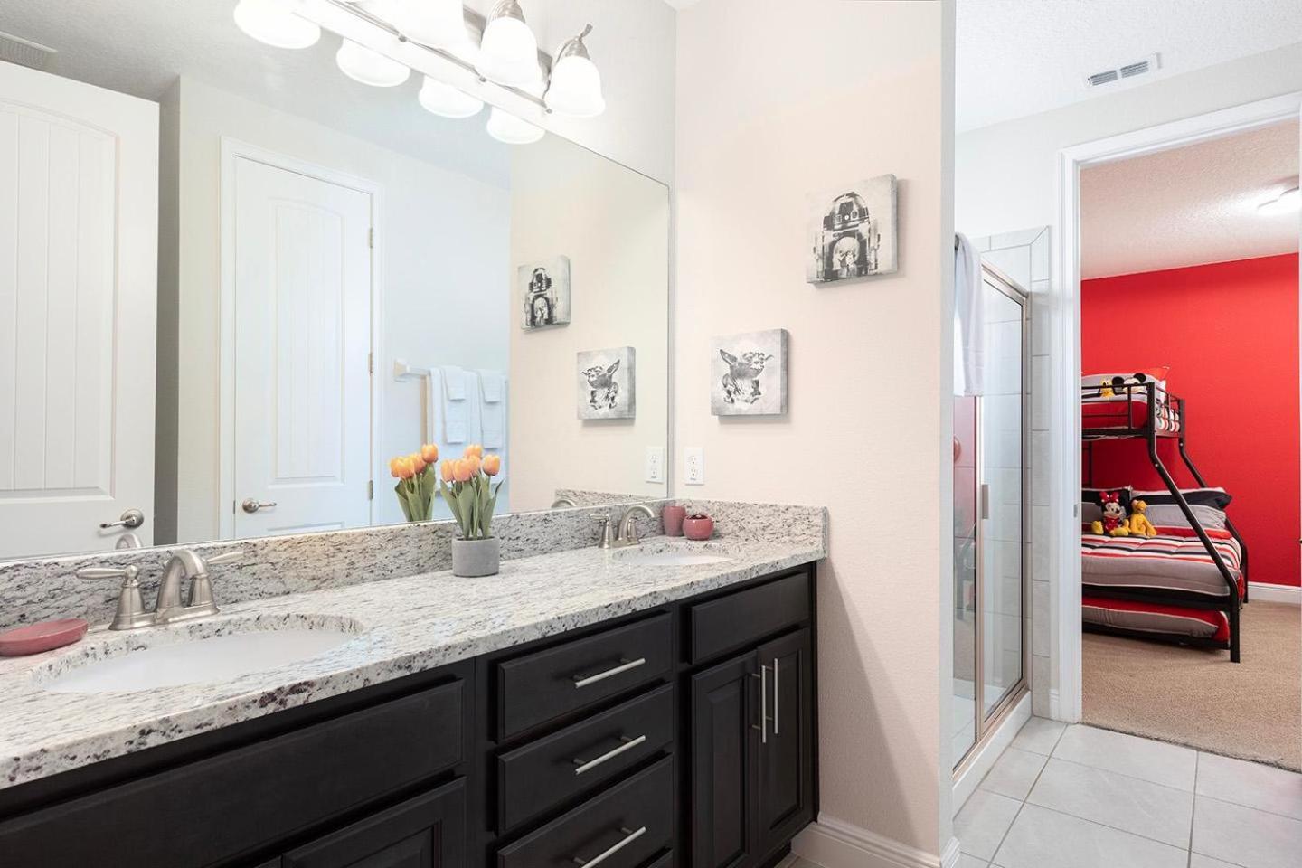 Sunny 8 Bdrm With Themed In Encore Orlando