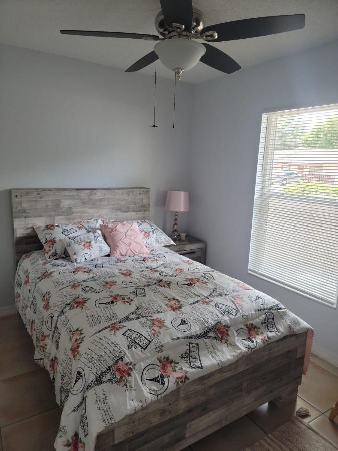 Homestay Pily's Vintage Full Bed