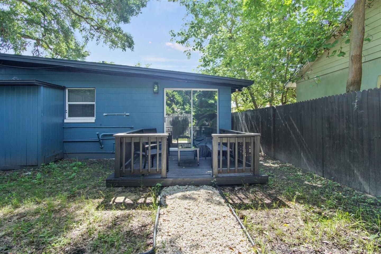 Casa de férias Private 3Br Unit Pet-Friendly Work Space!