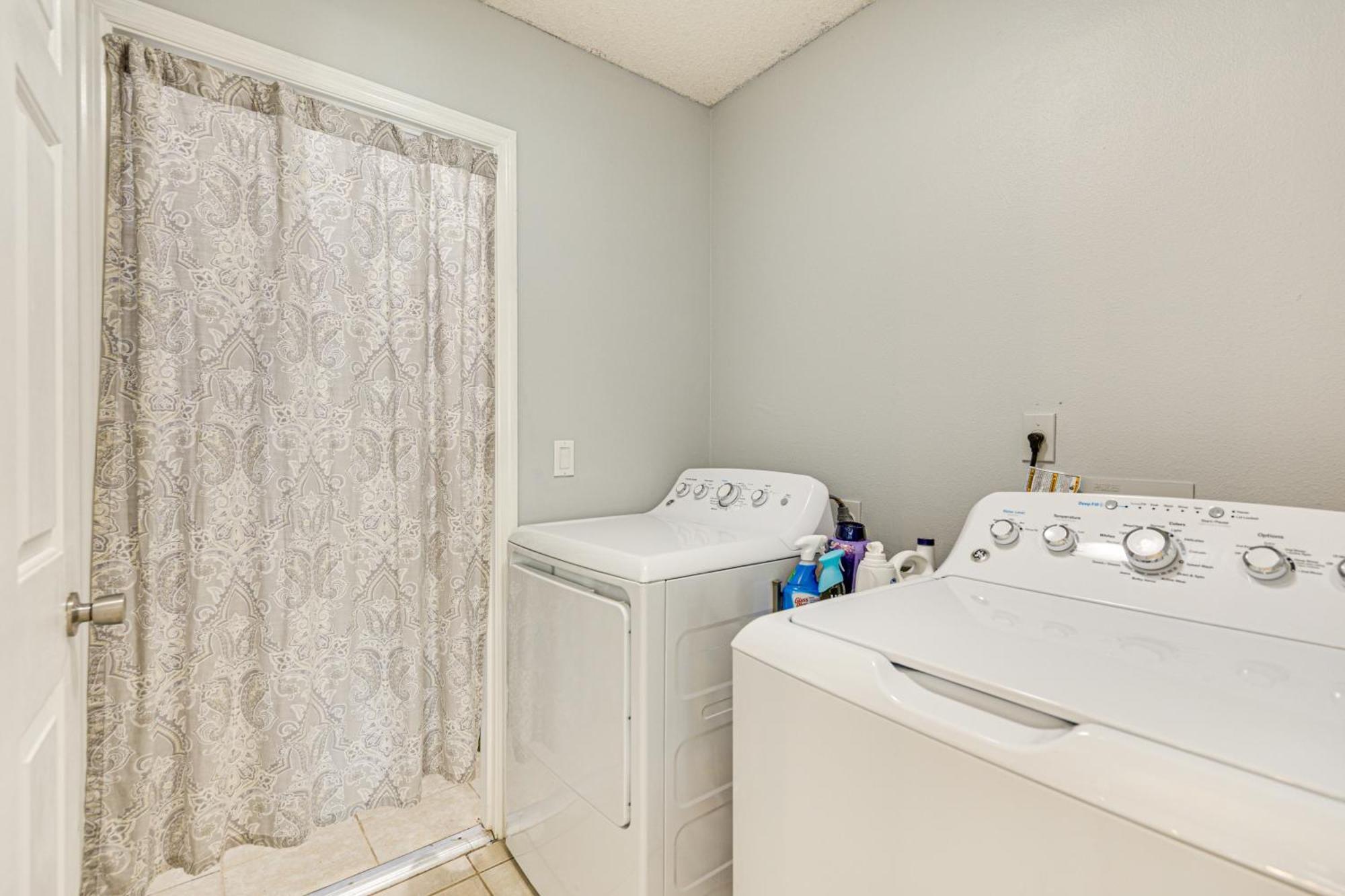Vacation With Private Pool And Backyard * Orlando