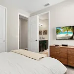 Spectacular! 9Bed Villa Games, Pool Spa 1798Cvt
