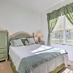 Kissimmee Resort Townhome With Private Cocktail Pool