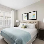 Summerville: 4Br3.5B Brand New Luxury Retreat