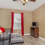 2821 Almaton #204