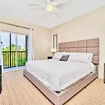 Bright 2Br Condo With Pool And Hot Tub - Near Disney!