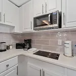 Apartment In Florida Near Universal And Intern. Dr