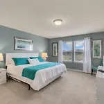 5 Bedrooms - 4,5 Bathrooms - Solterra 4643 Td