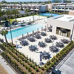 Luxury 3Bedroom Near Disney W/ Bbq & Outdoor Dining!