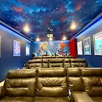 Cheerful 7 Bdrm Home With Cinema Room At Encore
