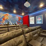 Cheerful 7 Bdrm Home With Cinema Room At Encore