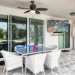 Spacious 8 Bdrm Home With South Facing Pool In Encore