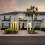 Magical Getaway Close To Disney With Heated Pool