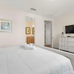 361 8 Pc Perfect Villa With Private Pool