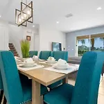 361 8 Pc Perfect Villa With Private Pool