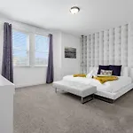 371-8-Pc-Fabulous Home With Private Pool And Spa