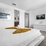 371-8-Pc-Fabulous Home With Private Pool And Spa