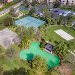 Luxury 3-Bdr House With Pool Next To Disney