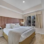 Elegant 1Br Suite Near Universal