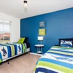 Modern Vacation Townhouse With Private Pool Bv4562