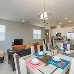 Compass_Bay_5141