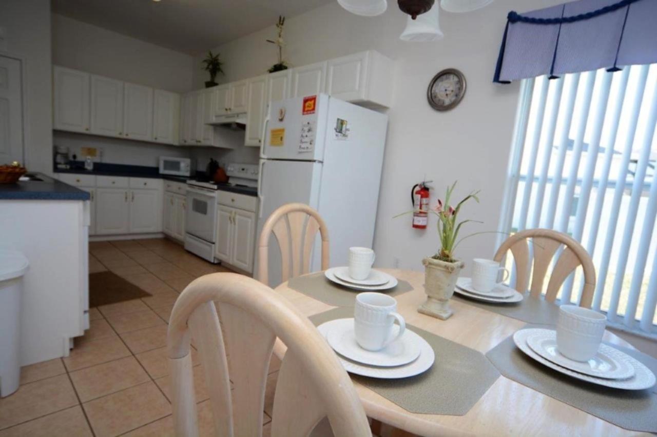 85970 4-bed-outdoor Spa! Games Room! Near Disney! Holiday home *