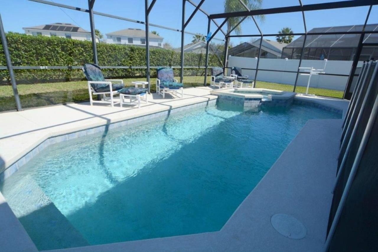 Holiday home 85970 4-bed-outdoor Spa! Games Room! Near Disney!