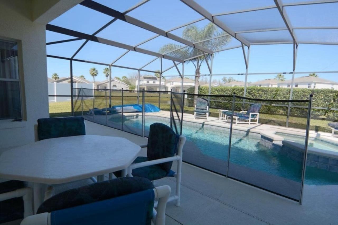 85970 4-bed-outdoor Spa! Games Room! Near Disney! Holiday home *