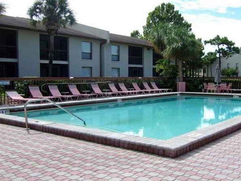 Resort The Seasons