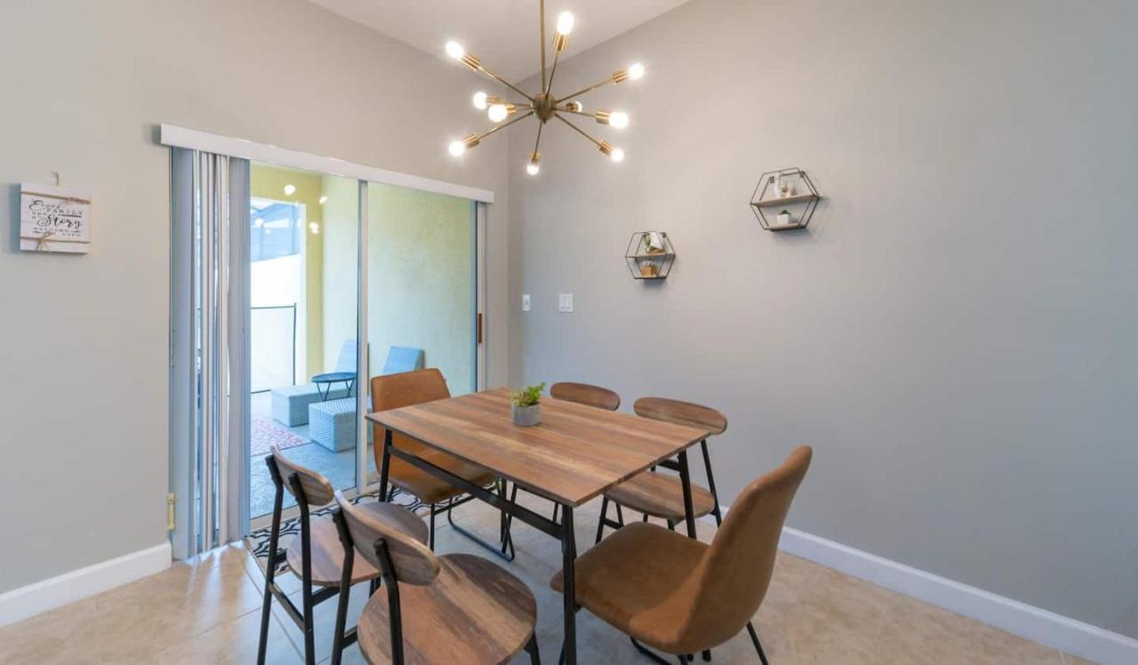 Contemporary Remodeled Townhome Near Apartment