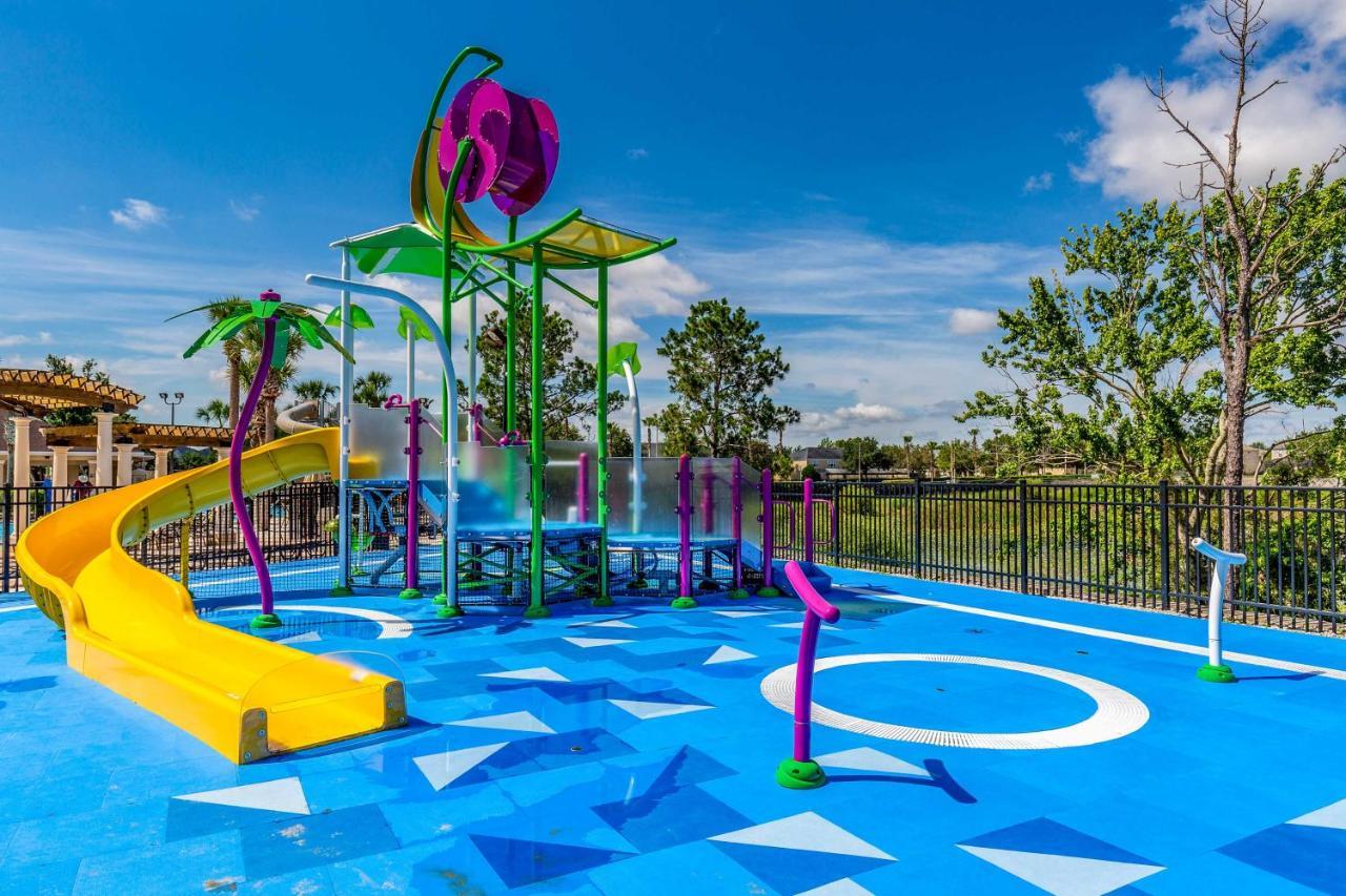 Kissimmee Townhome With Private Cocktail Pool Holiday home