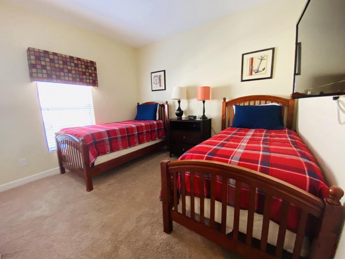 Paradise Palms- 5 Bed Townhome W/splashpool-3092pp Holiday home *