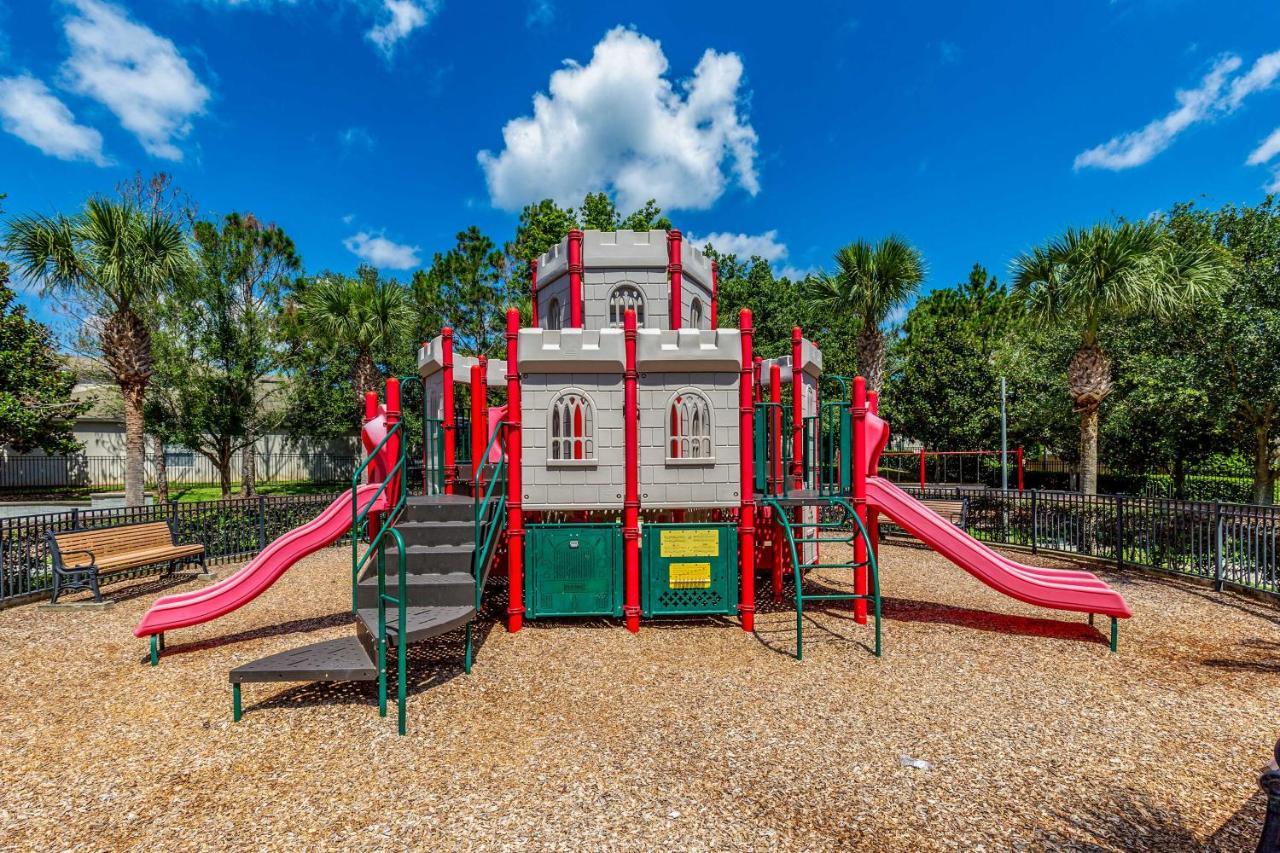 Kissimmee Townhome With Private Cocktail Pool *
