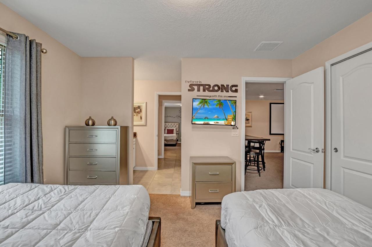 8877 Qin Loop Villa Orlando