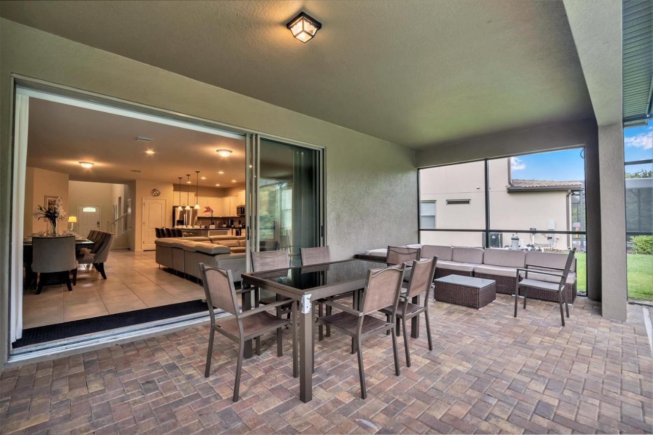 8877 Qin Loop Villa Orlando