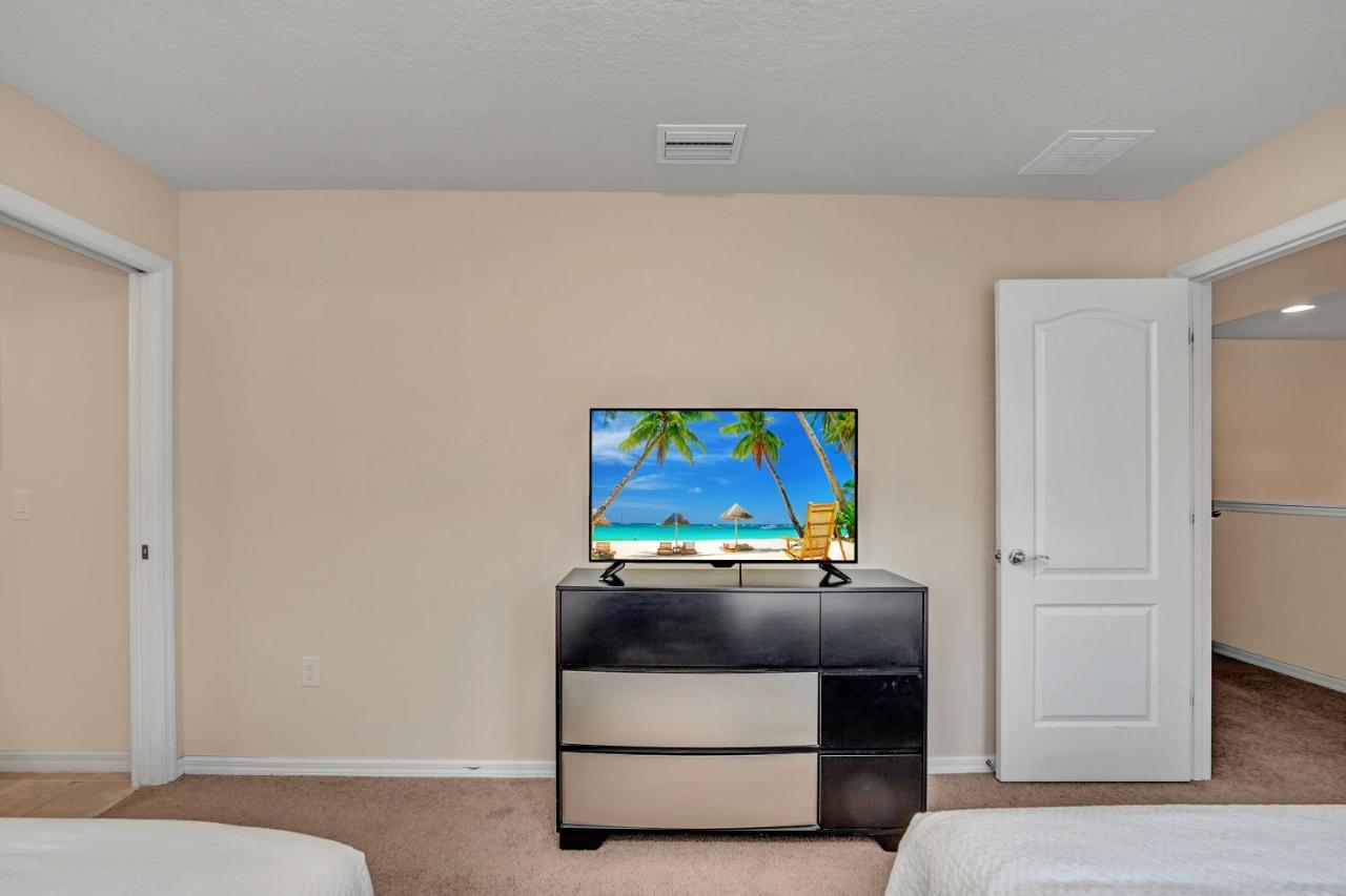 Villa 8877 Qin Loop