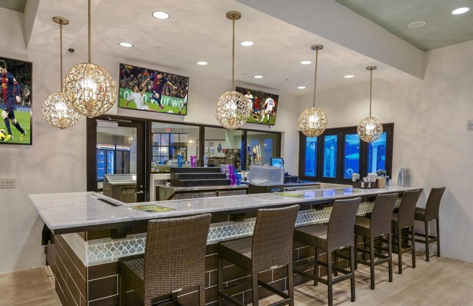 8877 Qin Loop Villa Orlando