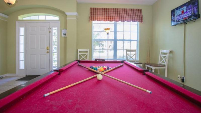 6 Bedroom Pool In Windsor Hills With Theater Holiday home