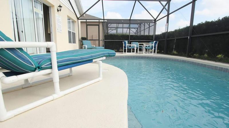 4 Bedroom Pool Minutes From The Major Attractions Holiday home