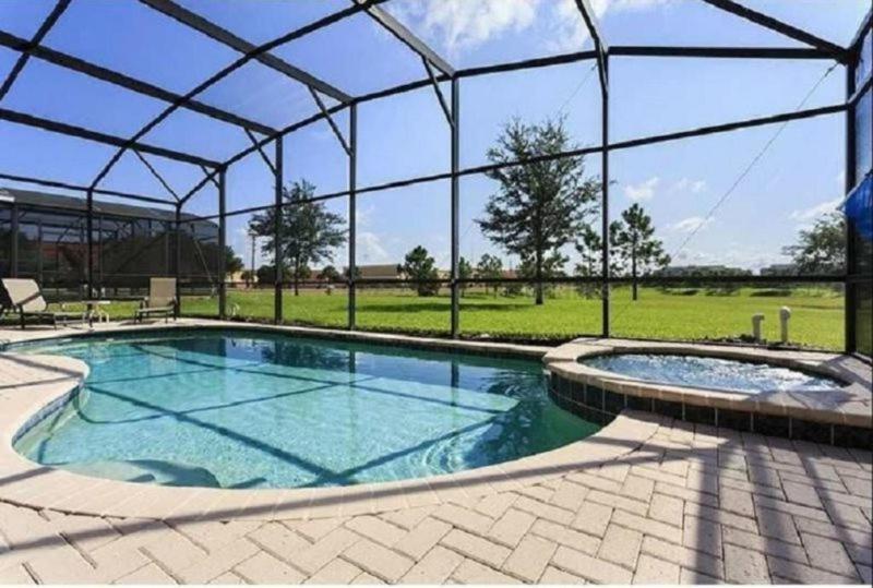 6 Bedroom Pool In Windsor Hills With Theater Holiday home