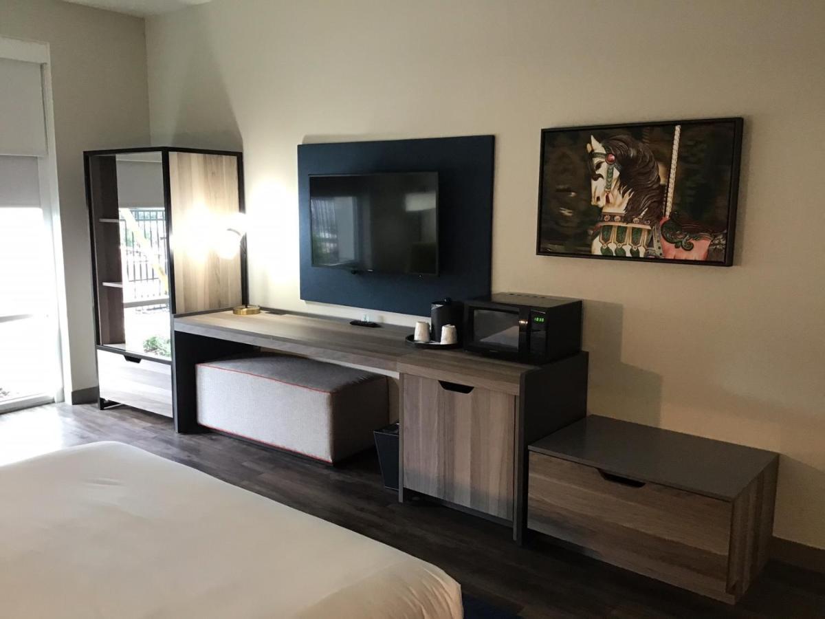Tryp By Wyndham Orlando 4*