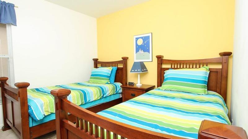 4 Bedroom Pool Minutes From The Major Attractions * Orlando