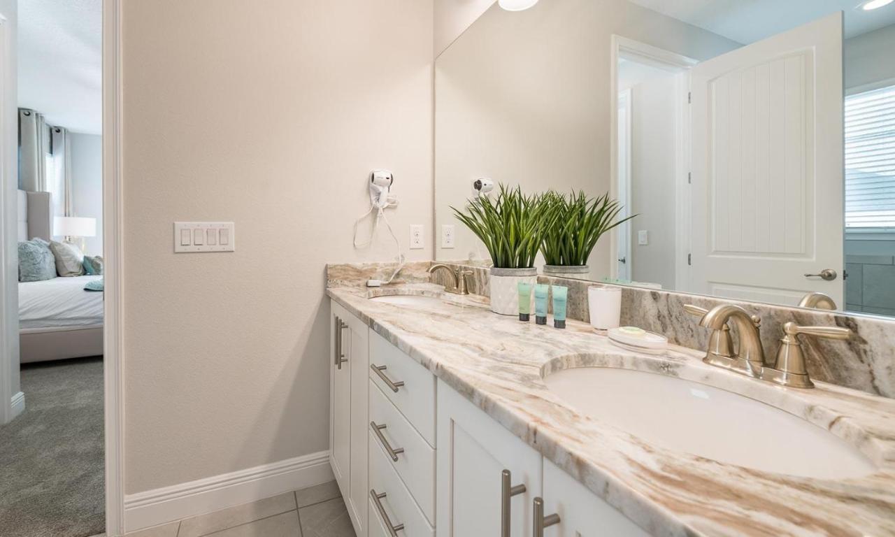 Spacious 8 Bdrm With South Facing Pool In Encore * Orlando
