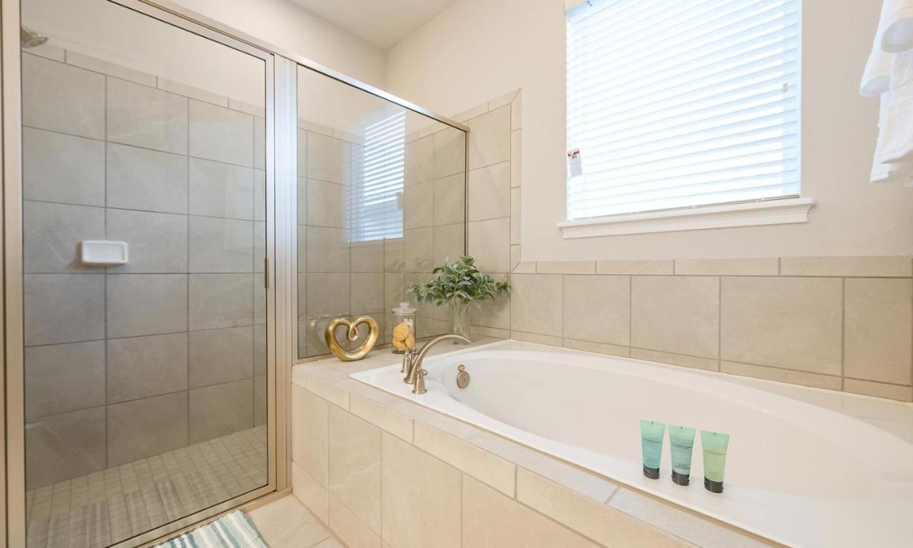 Spacious 8 Bdrm With South Facing Pool In Encore Casa de férias Orlando