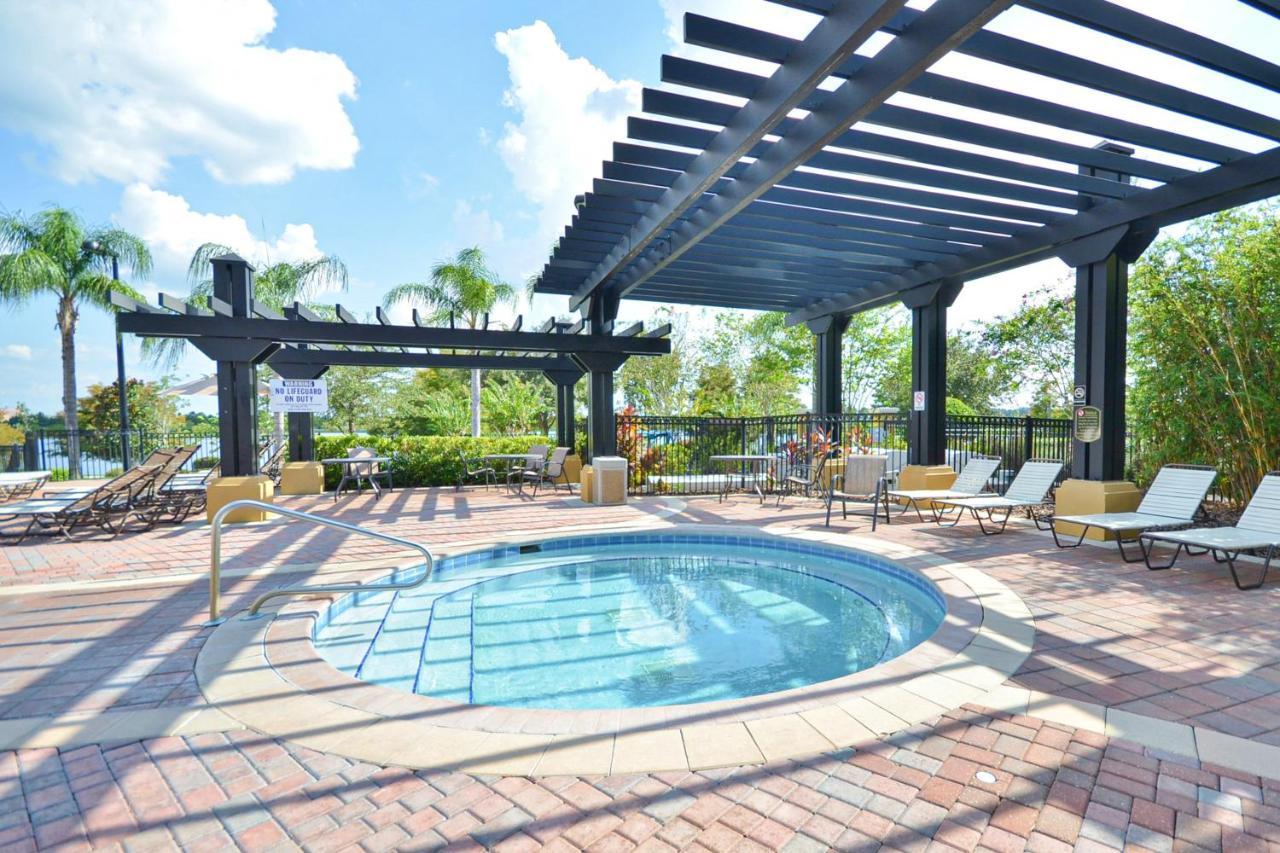Vista Cay Orlando