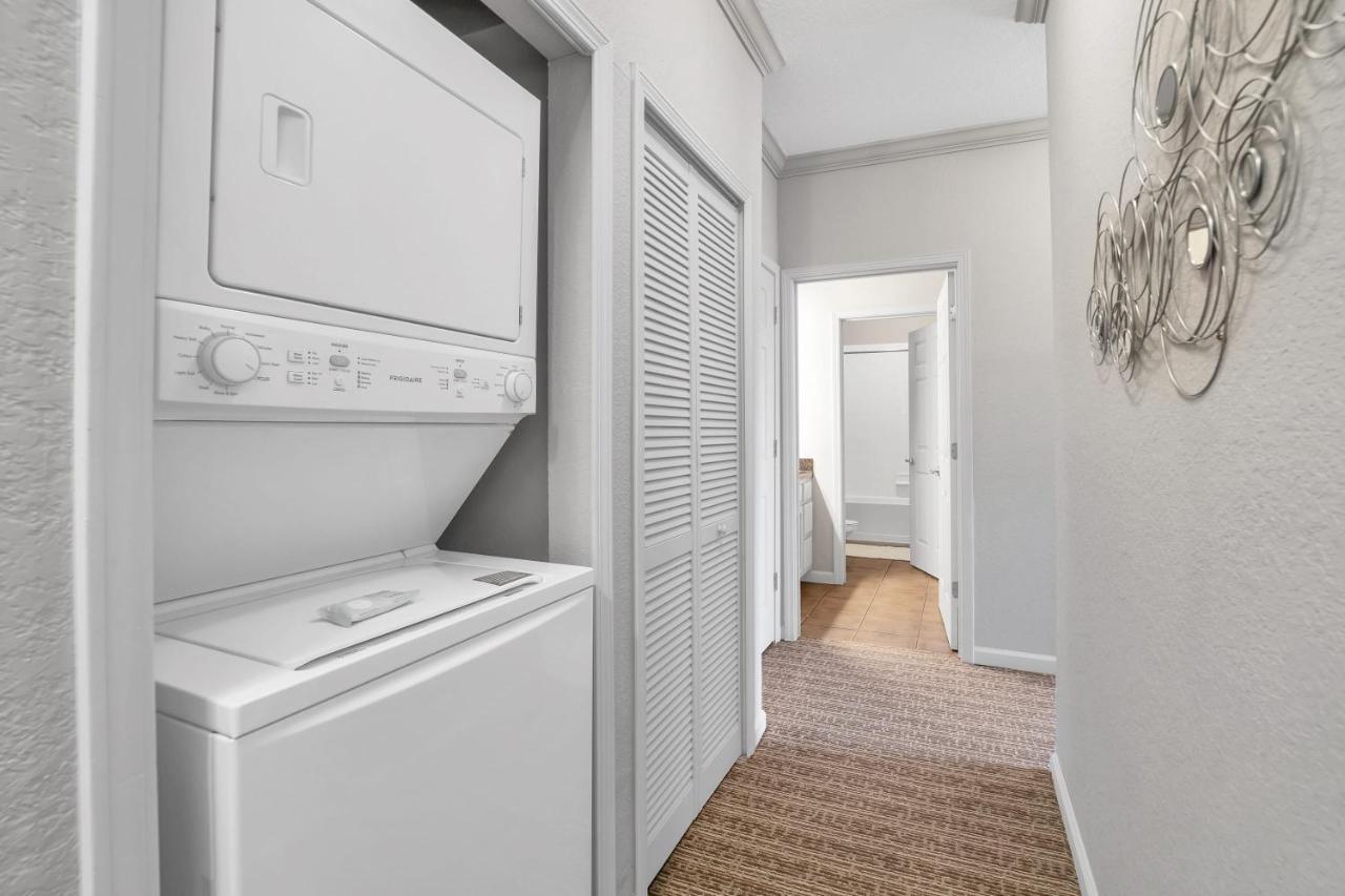 Apartment Stunning 3br With Pool And Hot Tub - Near Disney! Orlando