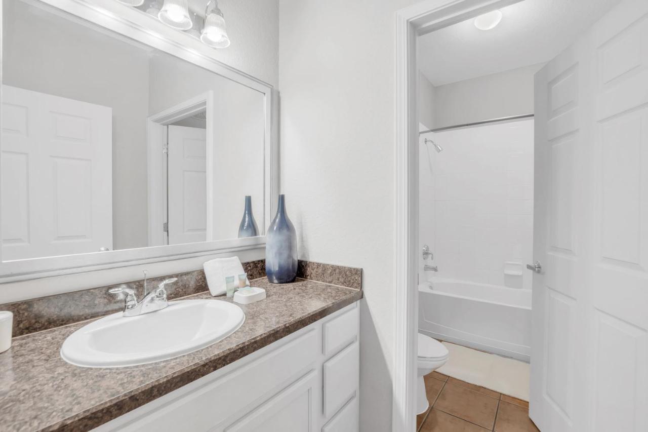 Stunning 3br With Pool And Hot Tub - Near Disney!