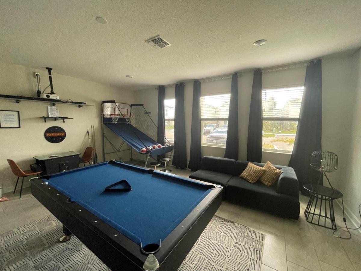 4563nl - Storey Holiday home *